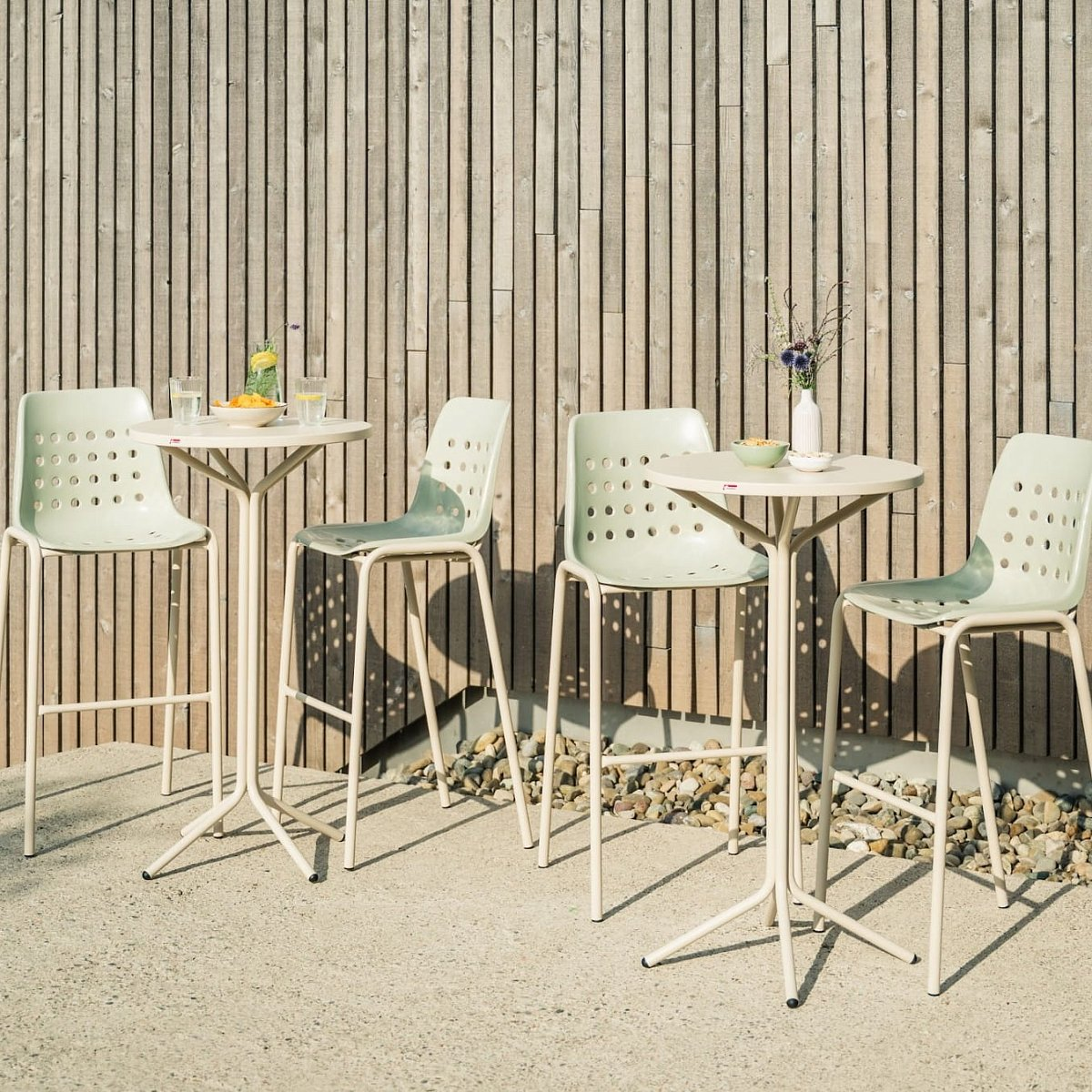 Barstuhl Bermuda von Schaffner / Farbe: Hellgrün / Grösse: 52 x 54 cm