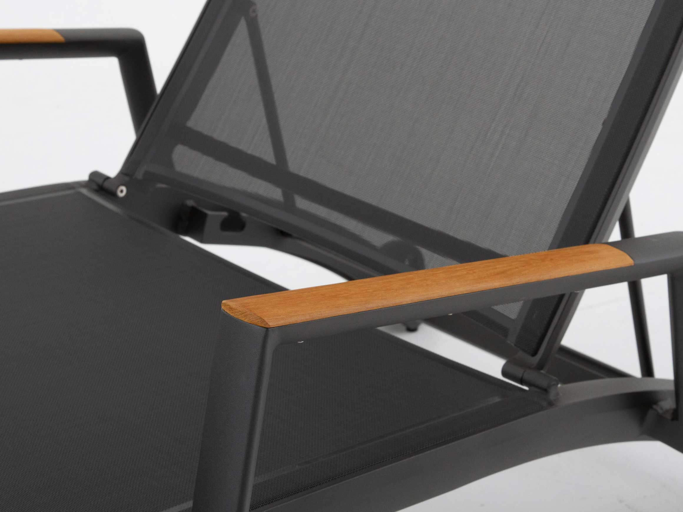 Gartenliege Fly Graphit von Blaser und Trösch