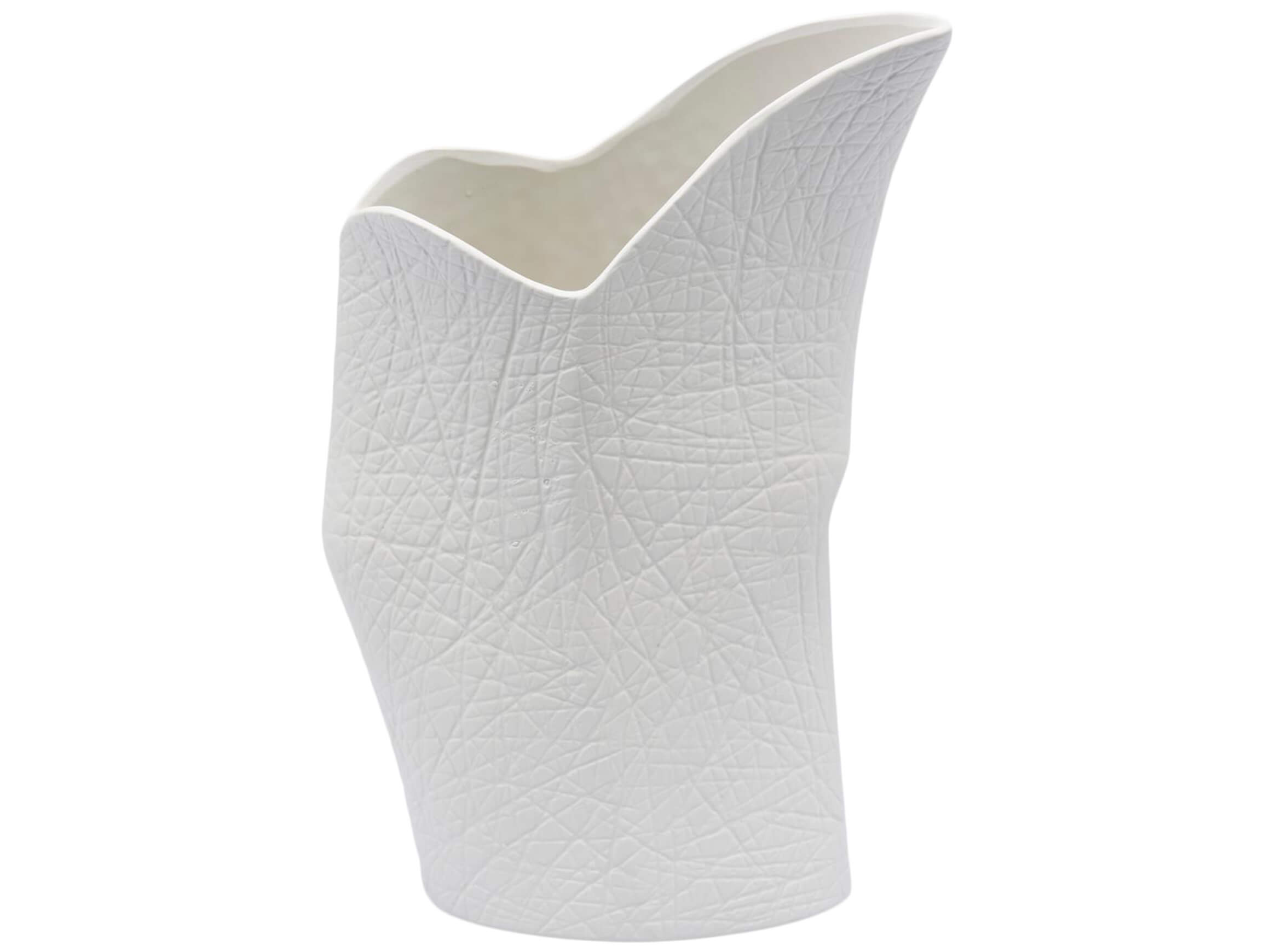 Edg Vase Matt Weiss H: 37 cm  | Schubiger Möbel