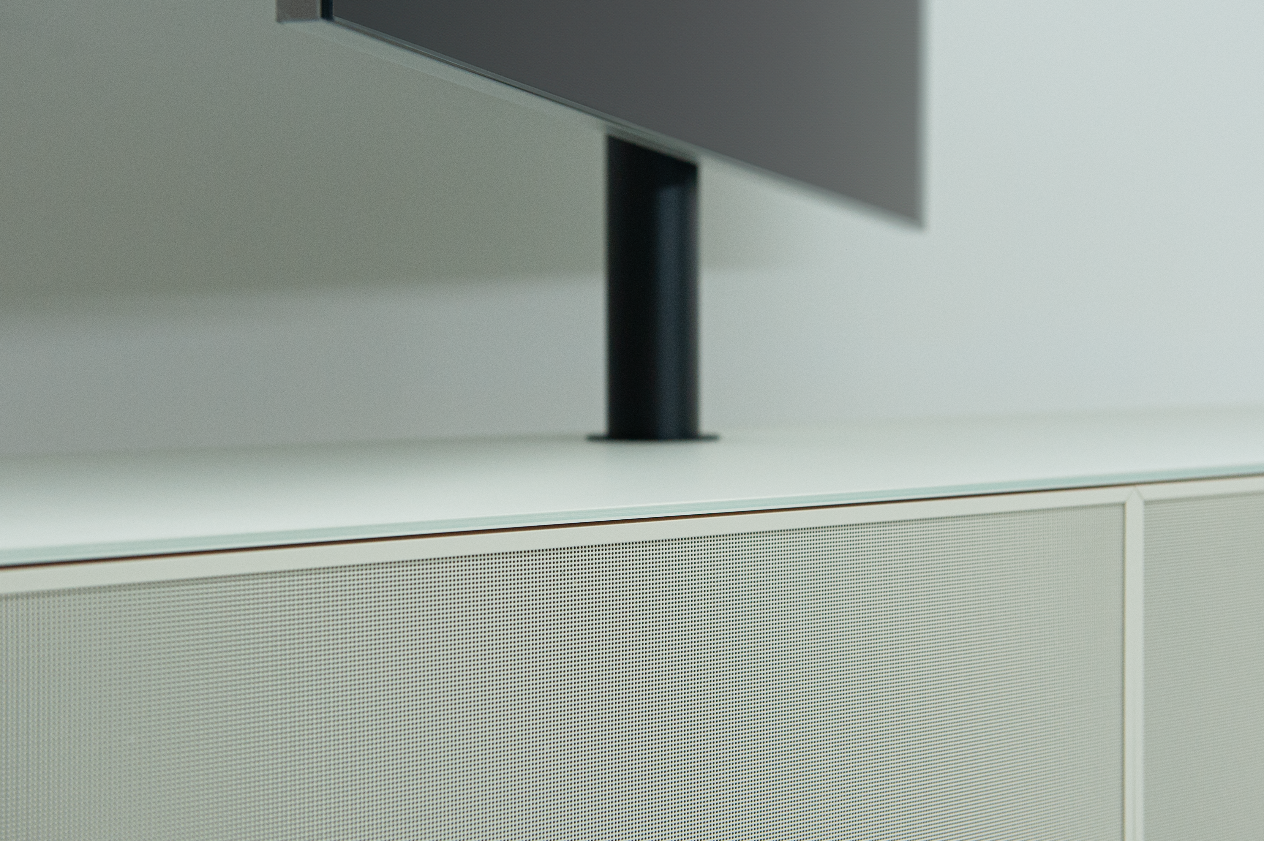 TV - Möbel Line Glas von Steinergrant / Farbe: Weissglas