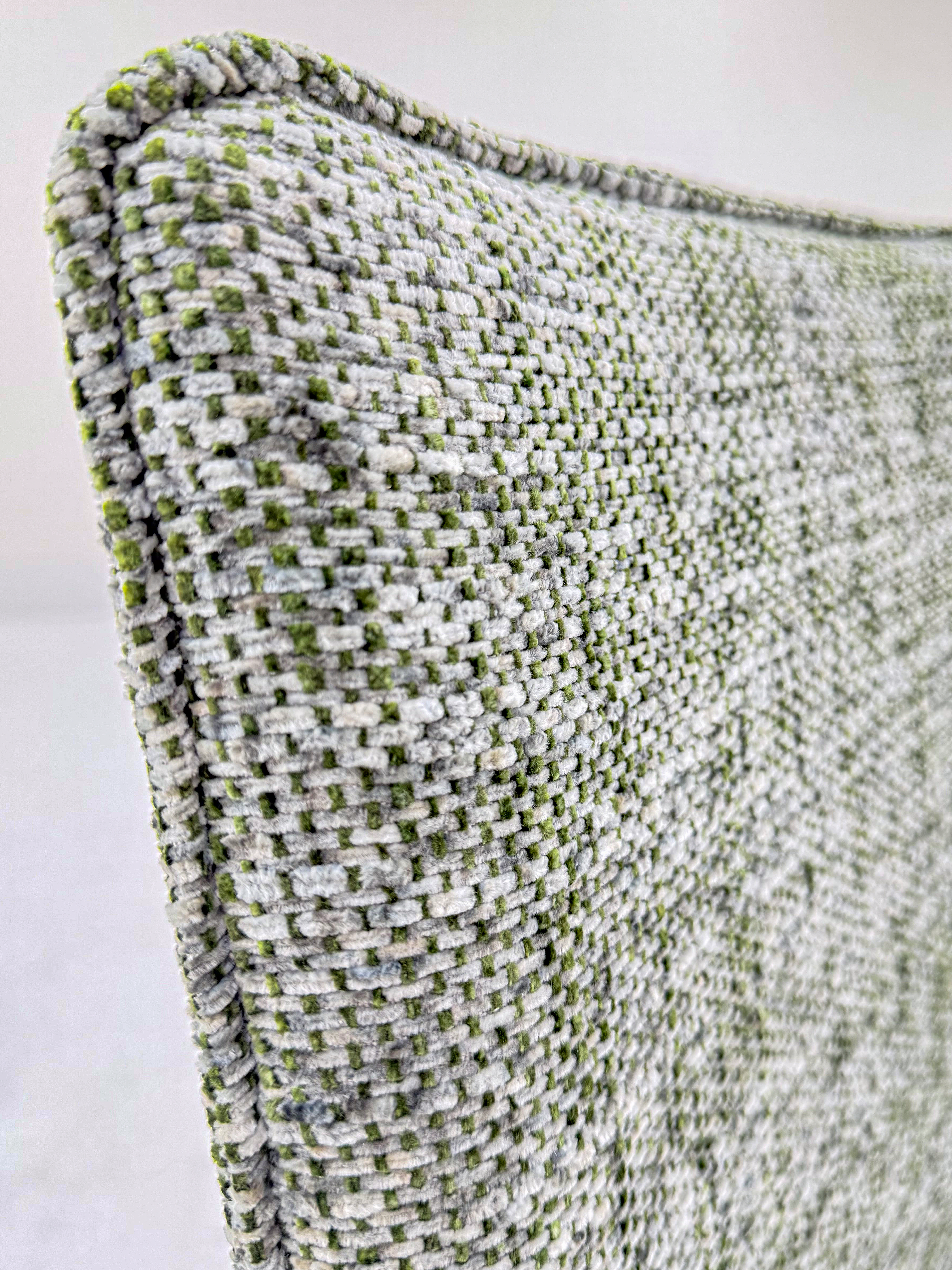 Stuhl Alia Lüönd / Farbe: Grün