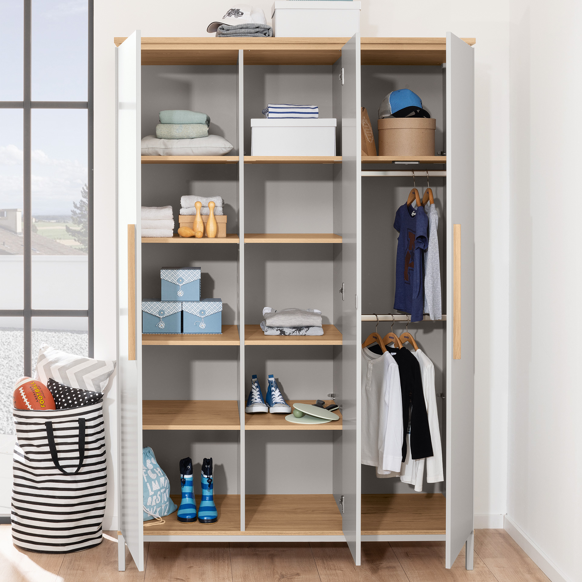 Kleiderschrank Benne 3T von Paidi / Farbe: Kieselgrau / Grösse: 135 x 56 cm