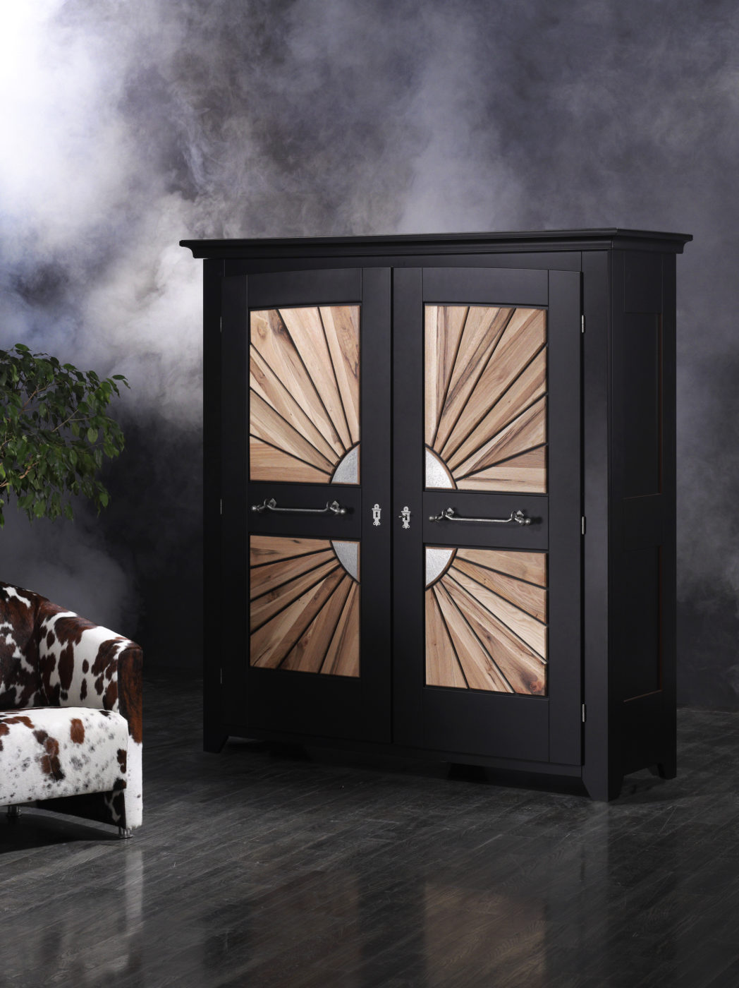 Schrank Life, Lack Schwarz, Sumpfeiche, b 179 cm t 61 cm h 190 cm