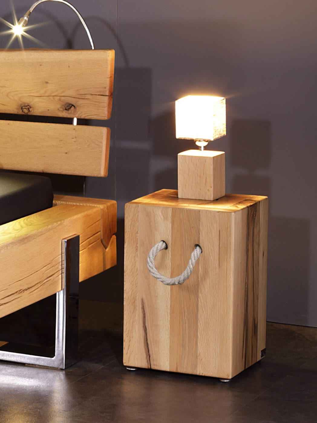 Hocker Fox, Sumpfeiche, mit Strickgriffen, b 30 cm t 30 cm h 45 cm