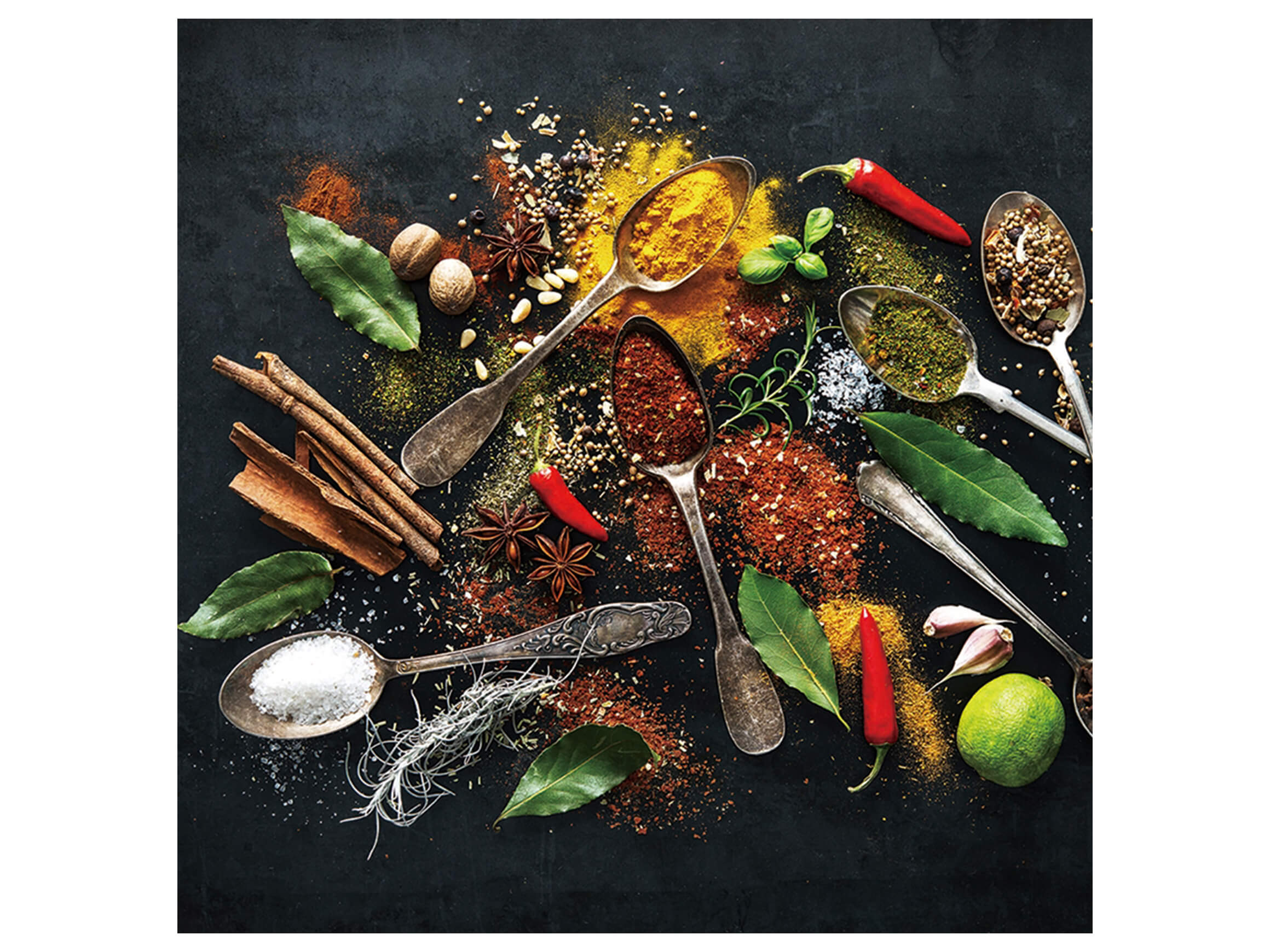 Digitaldruck auf Glas Antike Holzlöffel mit Gewürzen image LAND