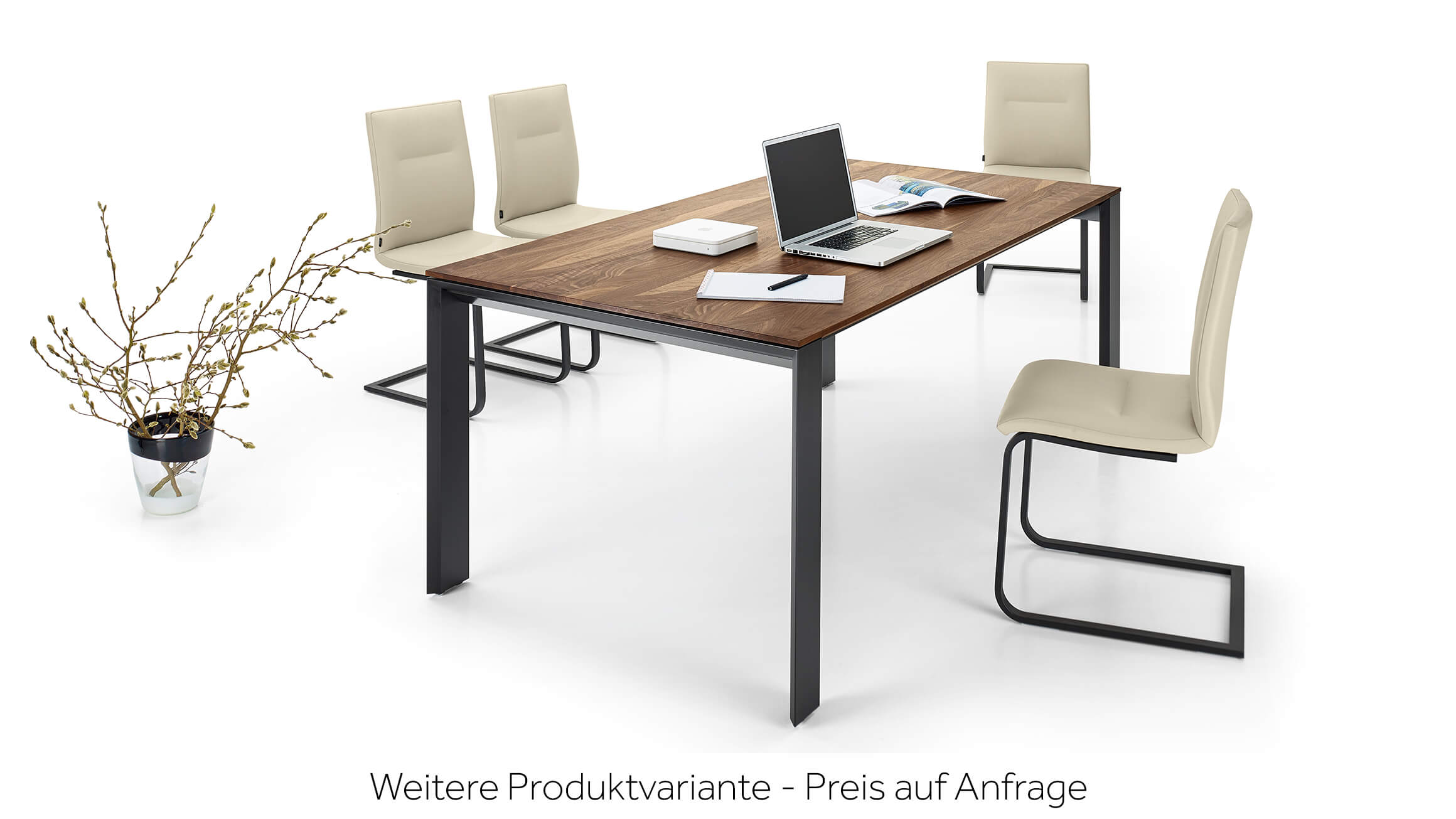 Freischwinger Mona, Beigefarbener Lederbezug, Komfortpolster