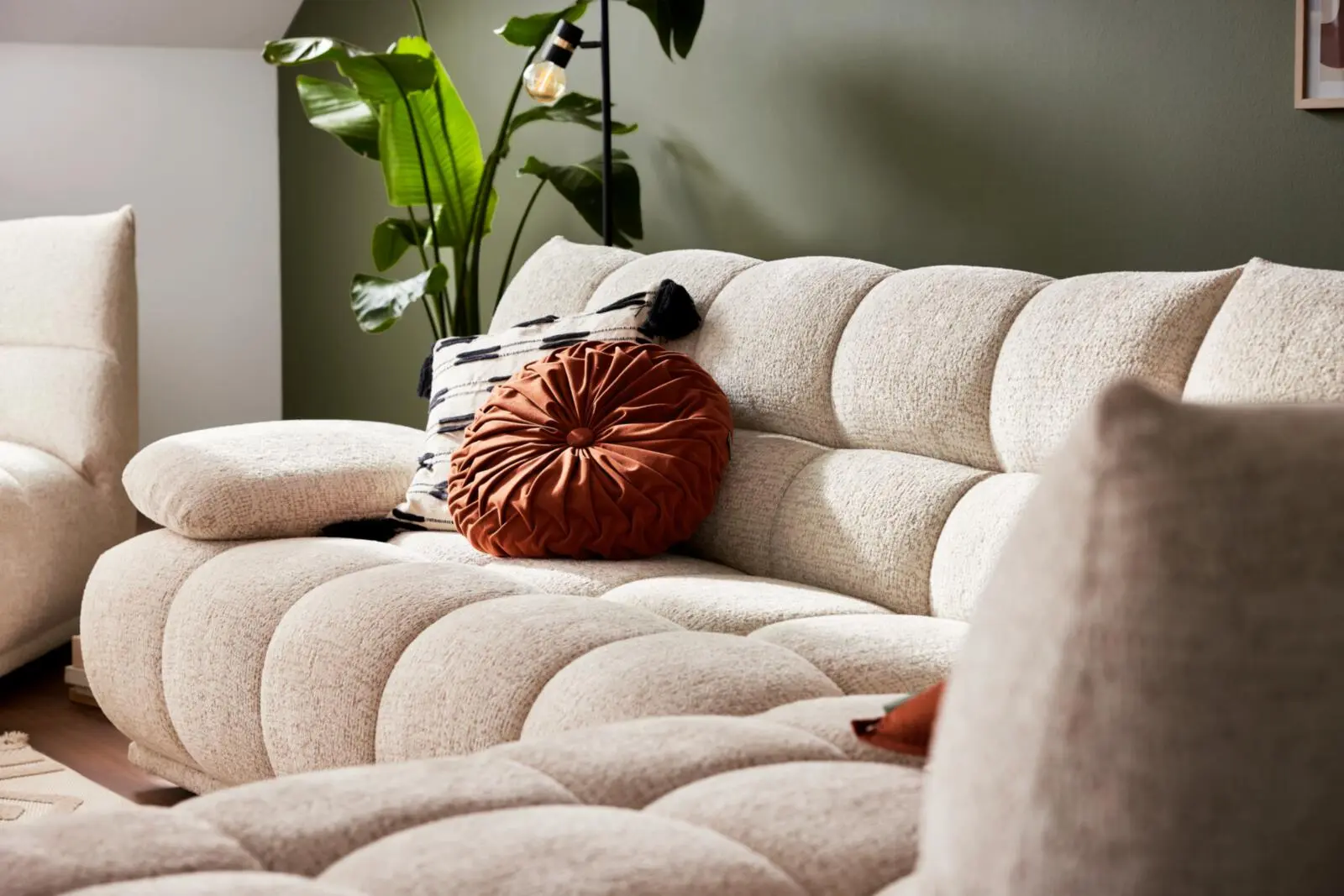 Ecksofa Nr. 4140 von Roomio