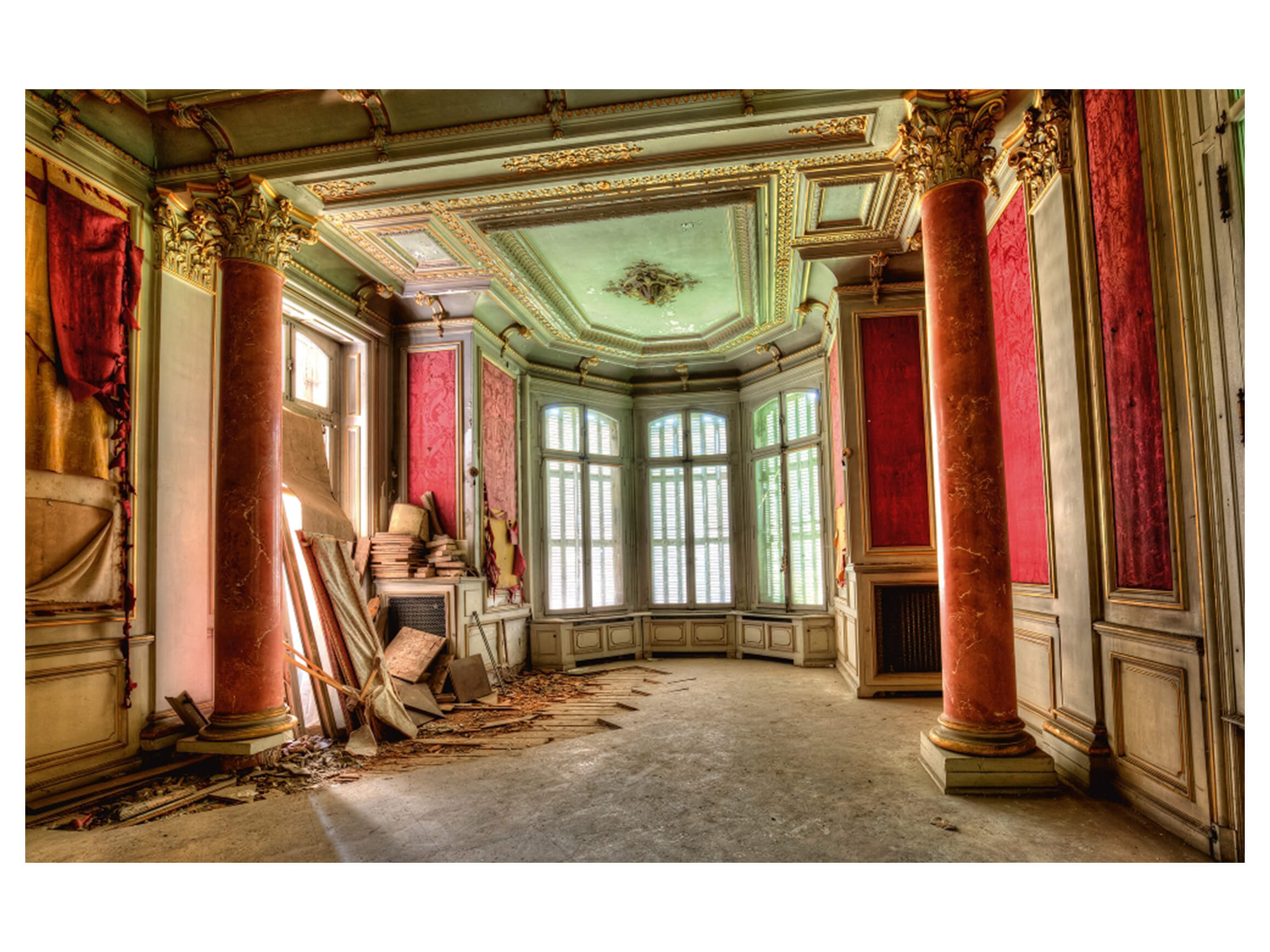 Digitaldruck auf Acrylglas Lost Place Salon image LAND / Grösse: 120 x 80 cm