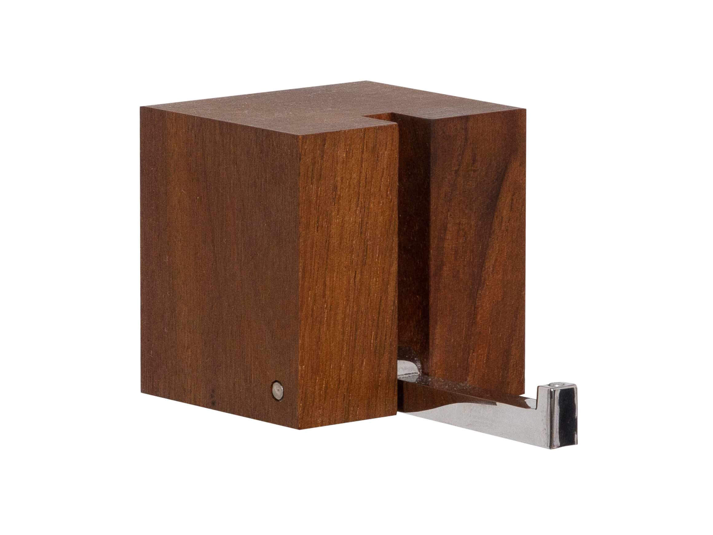 Klapphaken Ancora, Nussbaum Geölt, Gussteil Verchromt