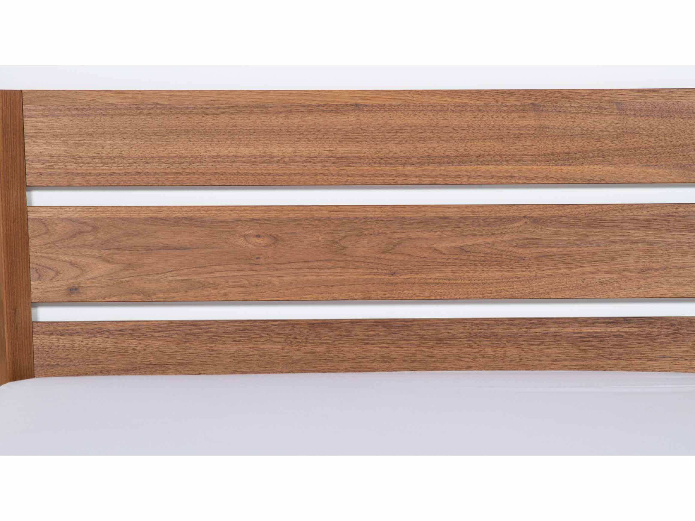 Bett Light Team 7 / Farbe: Braun