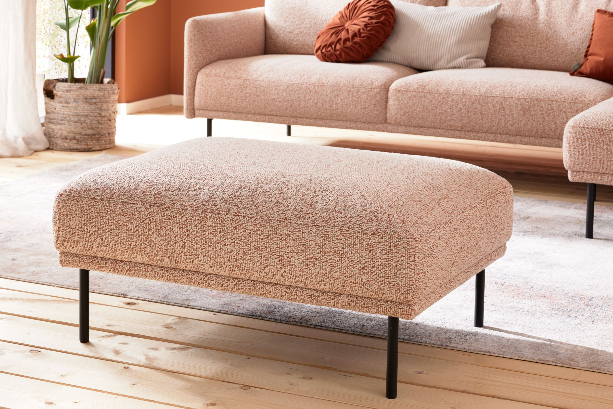 Hocker No. 4104 Candy