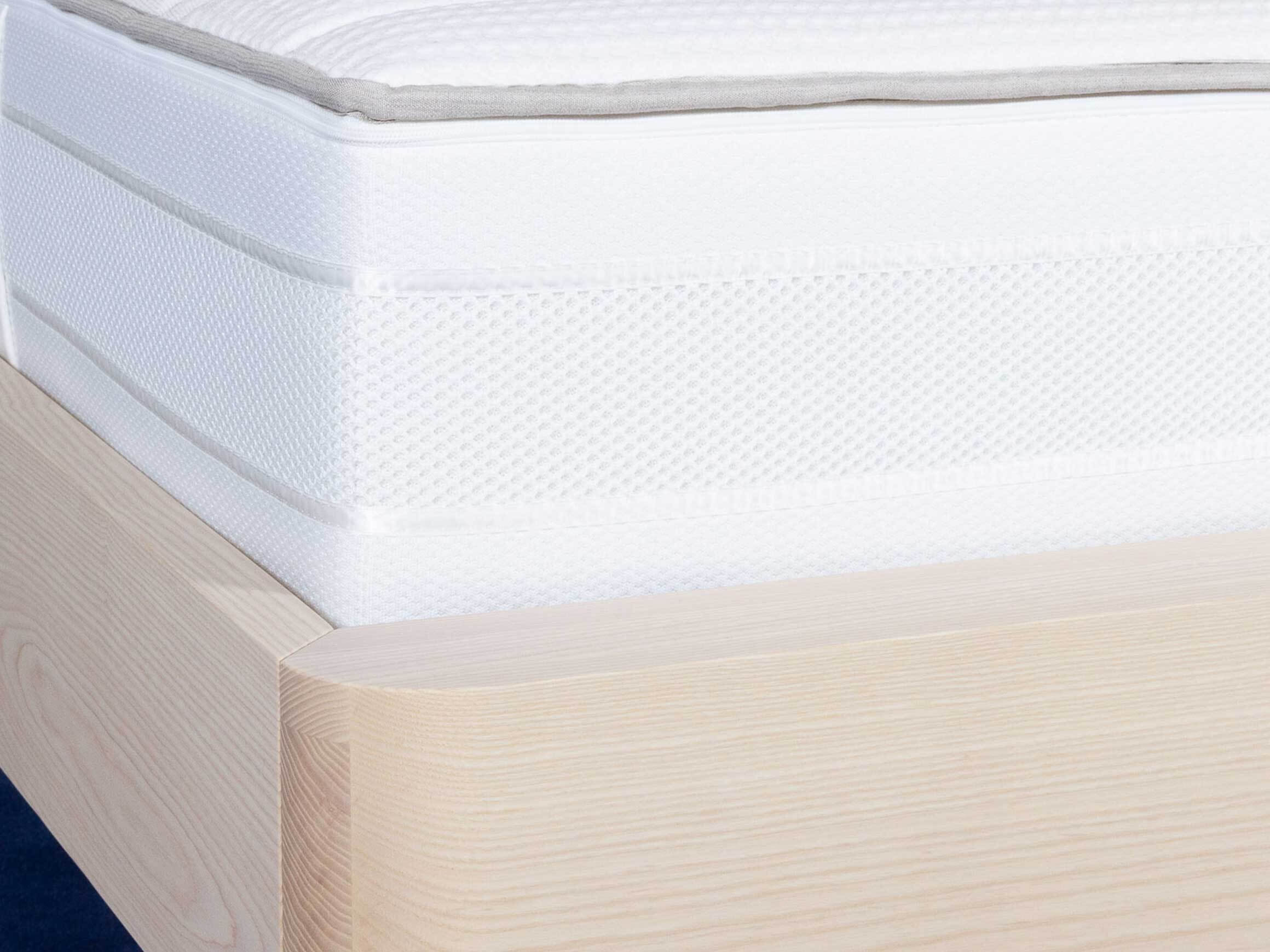 Bett Ais Riposa / Masse (BxT) :180x220 cm