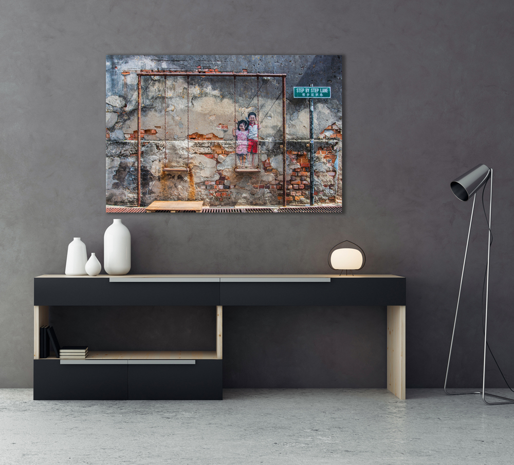 Alubild-Street Art mit Schaukel-image LAND