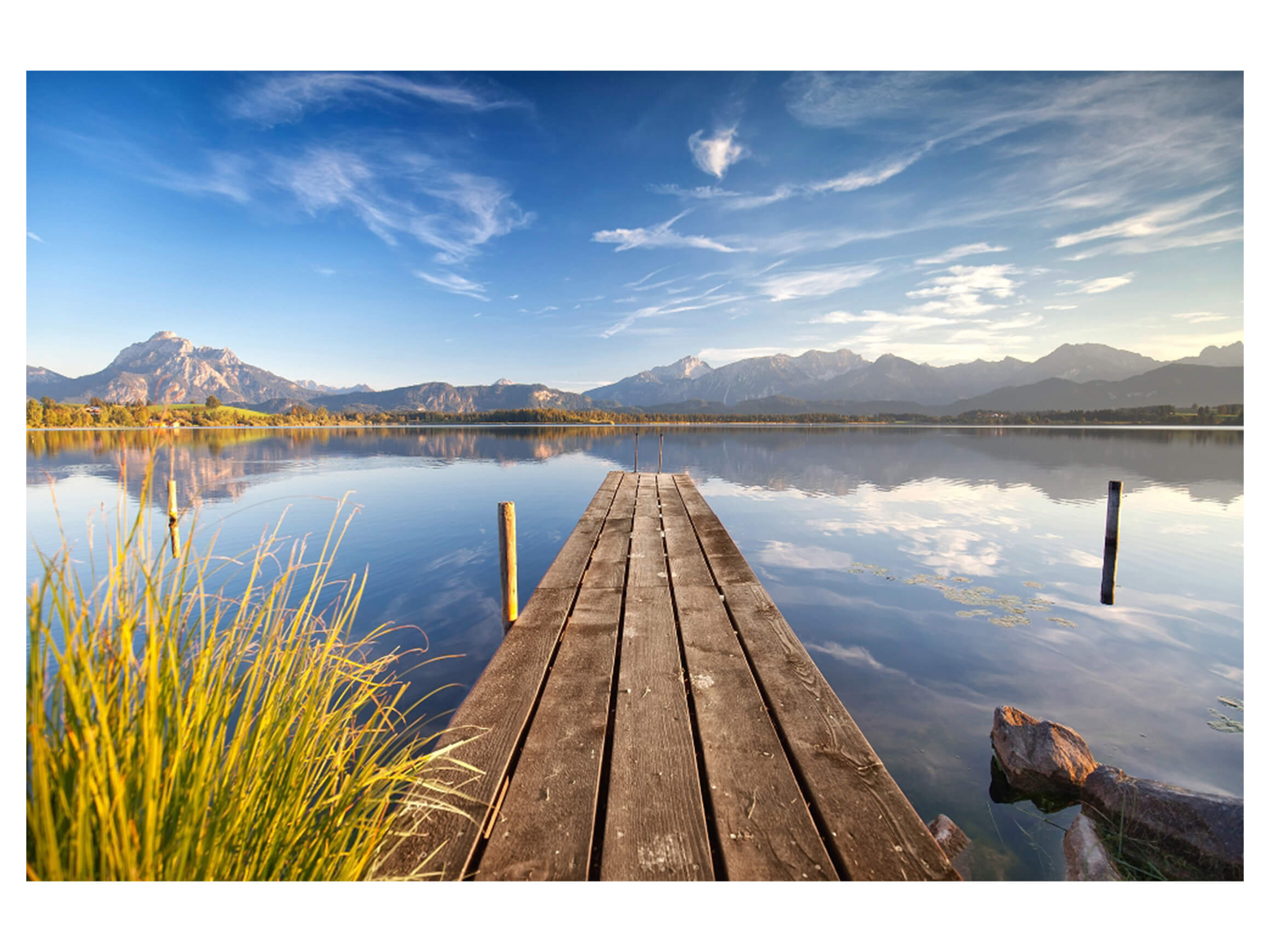 Digitaldruck auf Acrylglas Romantische See mit Bergen image LAND / Grösse: 150 x 100 cm