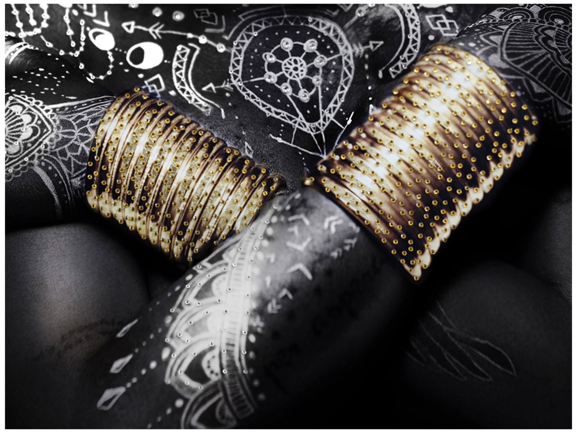 Digitaldruck auf Glas Schönheit mit Hut und Schmuck image LAND