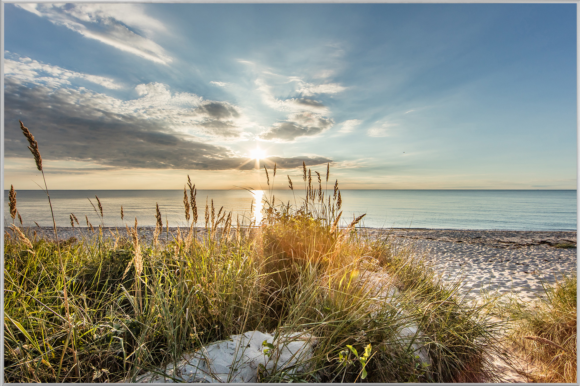 Bild mit Rahmen Sonnenuntergang am Meer image LAND