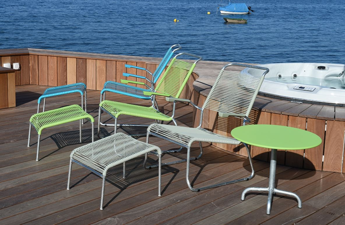 Metall-Beistelltisch Rigi Schaffner / Farbe: Pastellbraun