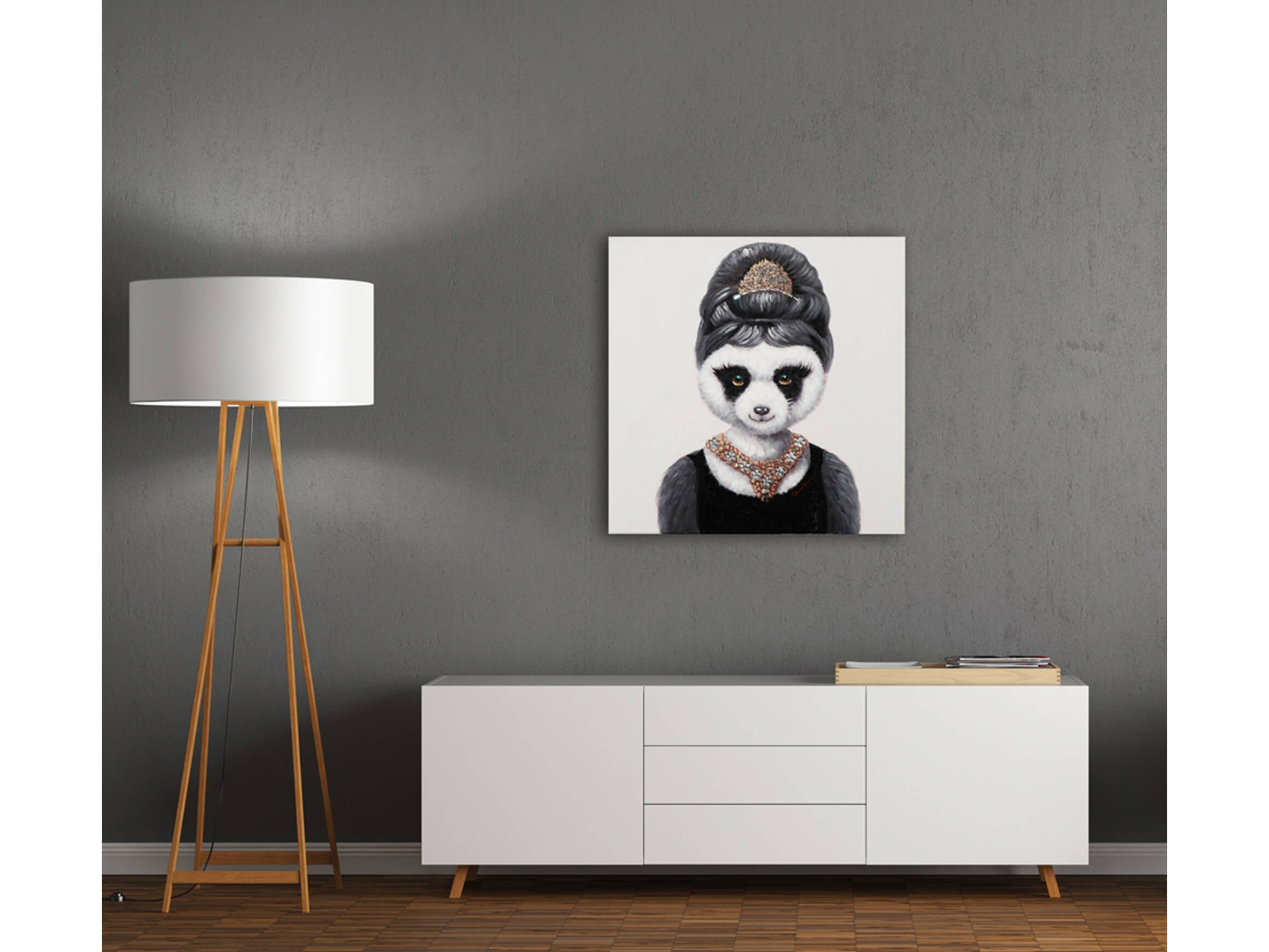 Fillette panda avec bijoux