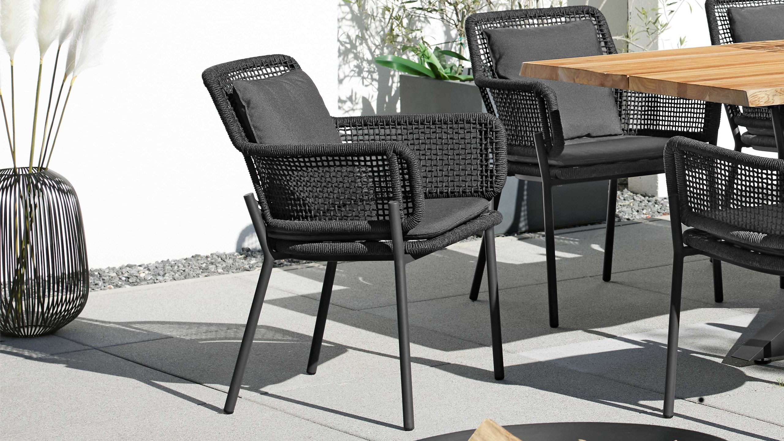 Gartenstuhl Boris Niehoff / Farbe: Anthrazit