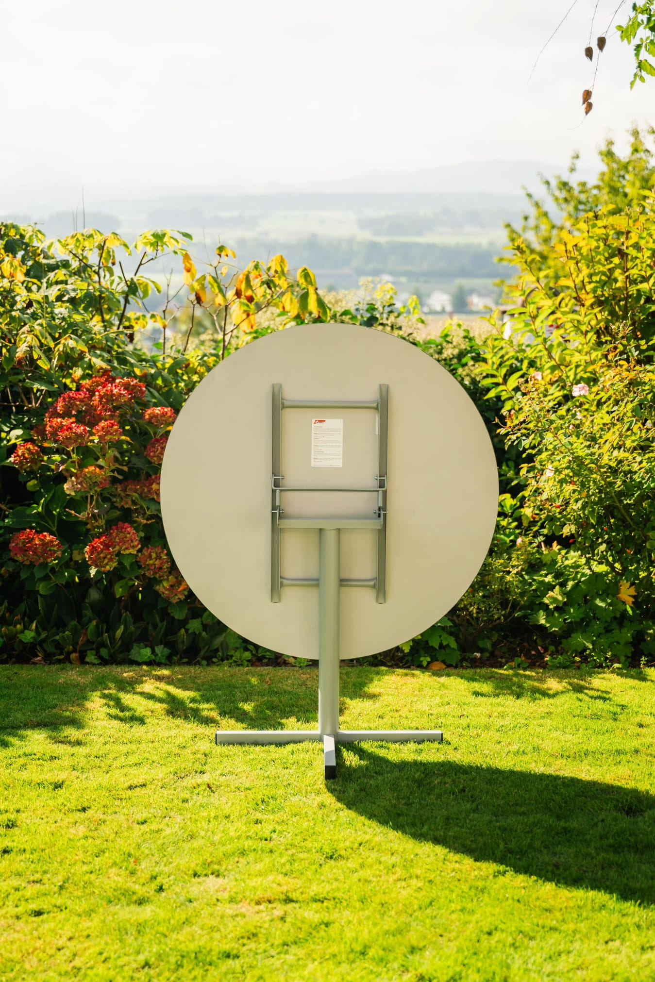 Gartentisch Luzern von Schaffner / Farbe: Decor Beton / Grösse: 80 x 80 cm