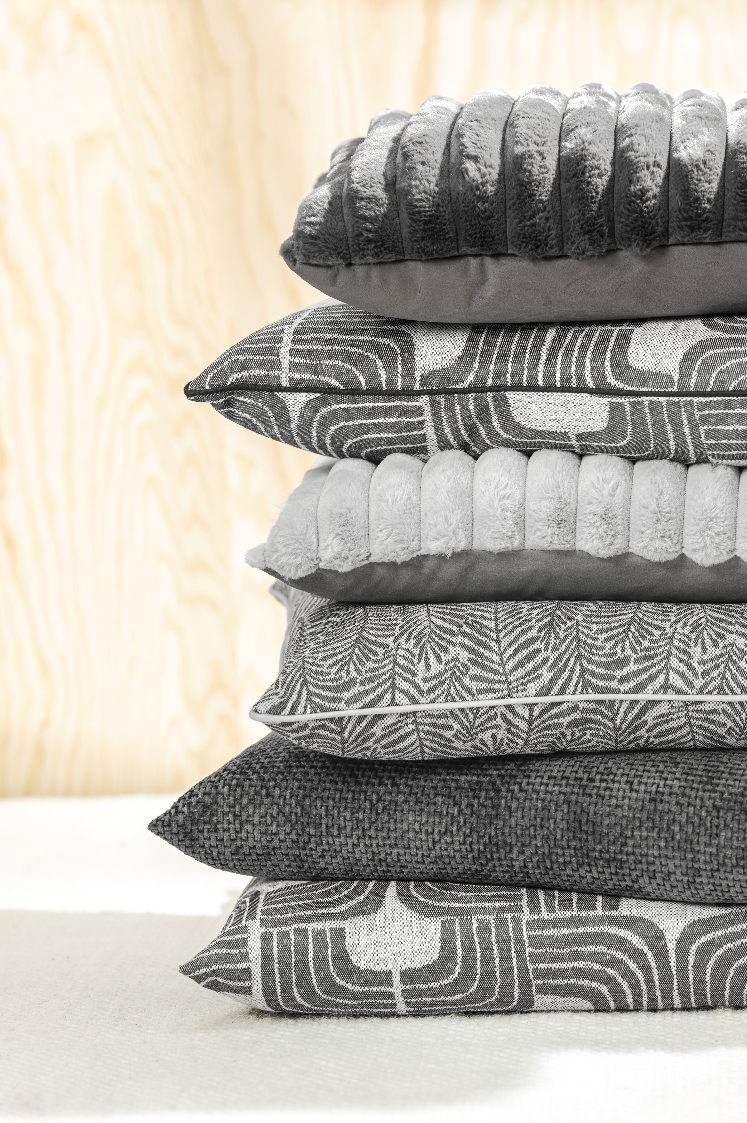 Kissenhülle Lani, Anthrazit Magma