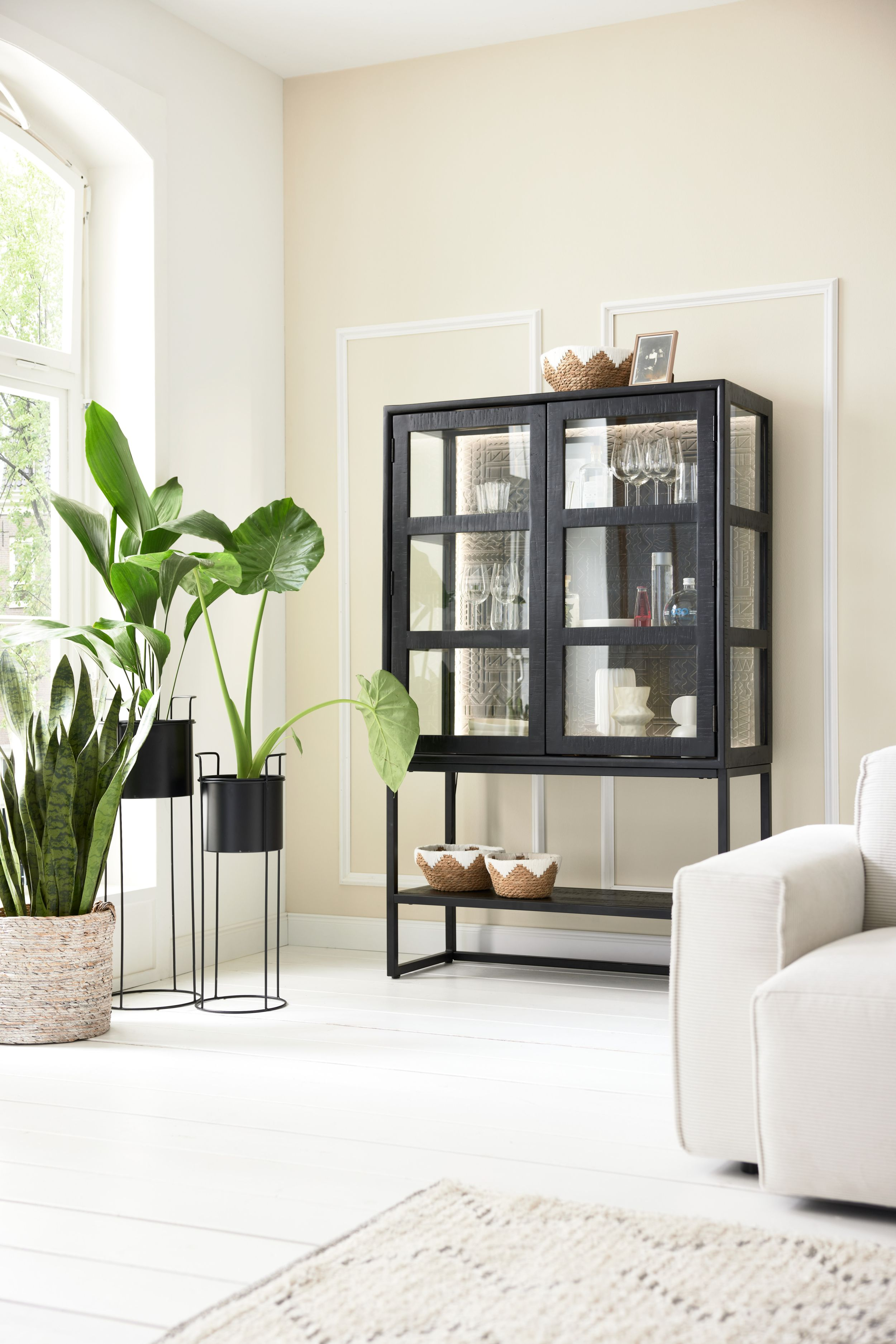 Vitrine Roomio No. 2001 Gutmann / Farbe: