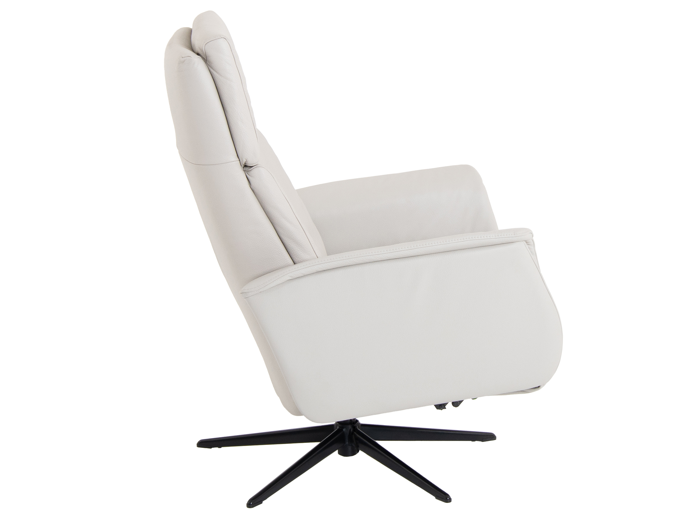 Relaxer Leonardo Knudsen